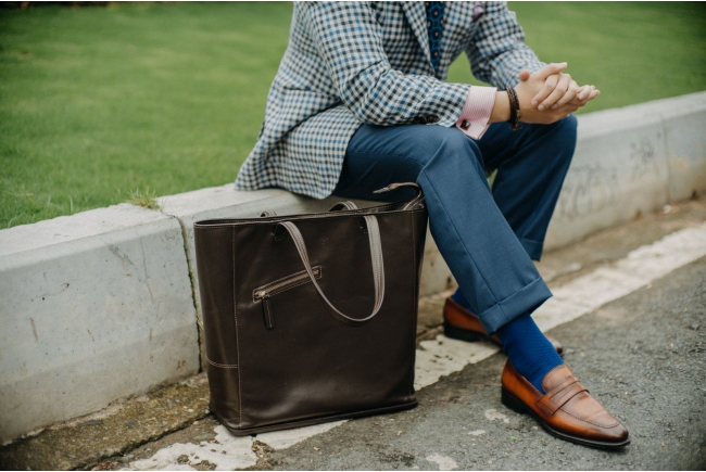 TOTE BAGS -1